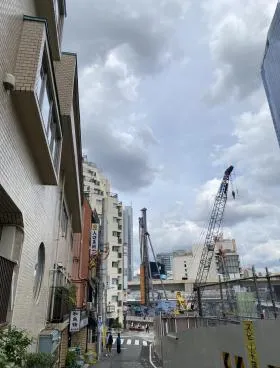 堀ビルの外観