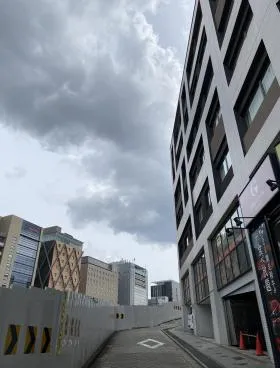 堀ビルの外観