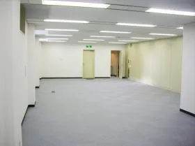 246青山の外観
