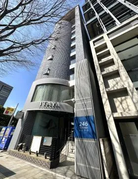 246青山の外観