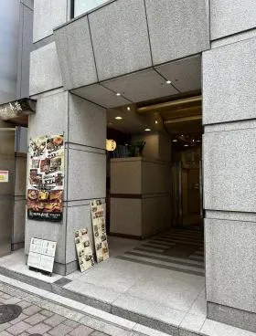 スタンダードビルの外観