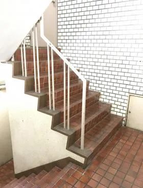 星ビルの外観