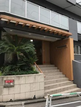 渋谷三信マンションの外観