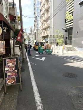 メイサ南平台ビルの外観