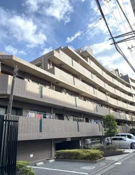 シルフィード南平台Aの外観