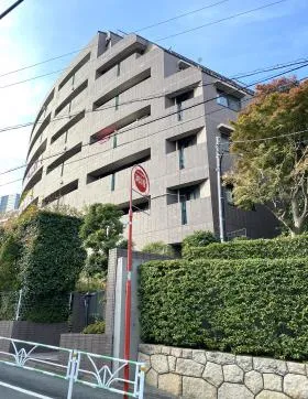シルフィード南平台Aの外観