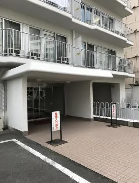 南平台セントラルハイツビルの外観