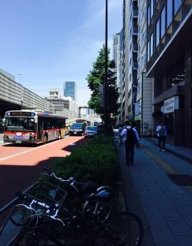 南平台アイアイビルの外観