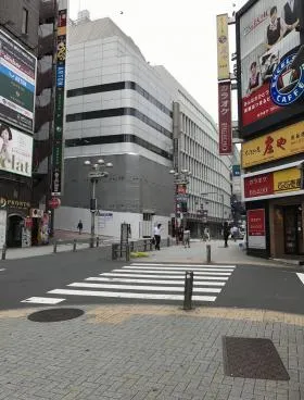 江島屋ビルの外観