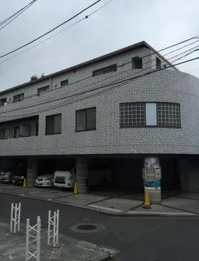 アルカディア表参道ビルの外観