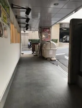 M&Iビルの外観