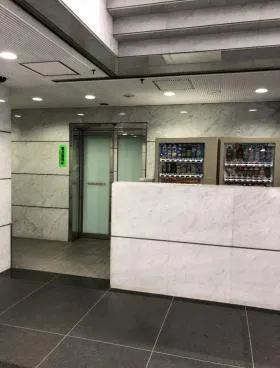 KDX東茅場町三洋(旧:東茅場町有楽)ビルの外観