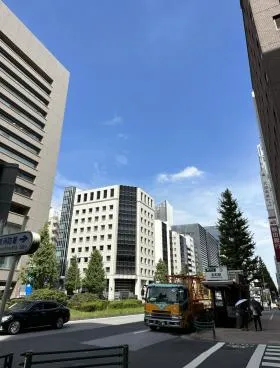 京橋第2有楽ビルの外観