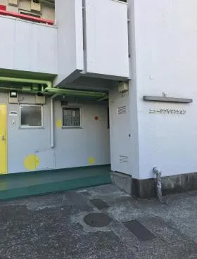 ニューシブヤマンションビルの外観