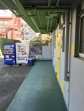 ニューシブヤマンションビルの外観