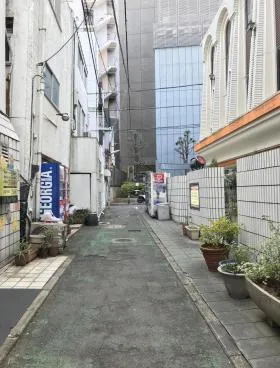 第2サンクスビルの外観
