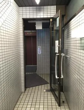 玉川屋ビルの外観