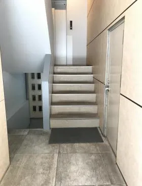 萩原ビルの外観