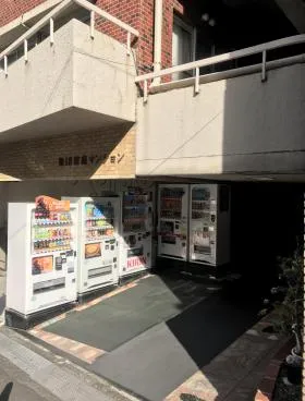 第18宮庭ビルの外観