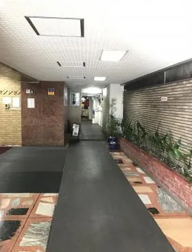 第18宮庭ビルの外観