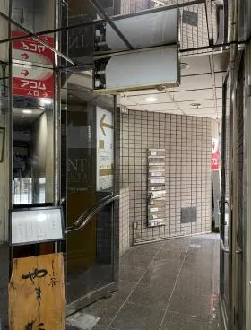 清水ビルの外観