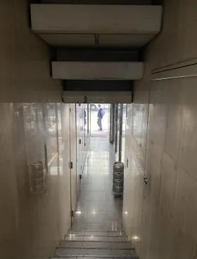 清水ビルの外観