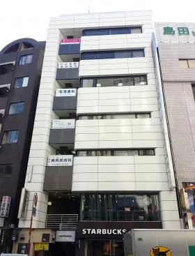 ホリウチビルの外観