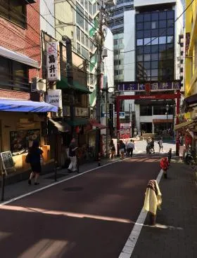 都路ビルの外観