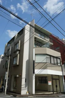 フォレストビルの外観