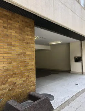 キャッスル新宿ビルの外観