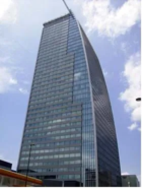 名古屋ルーセントタワービルの外観