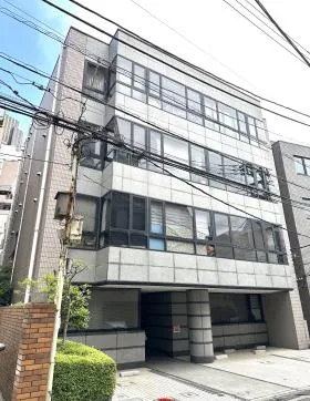新宿スクエアビルの外観