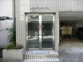 第2トミスビルの外観