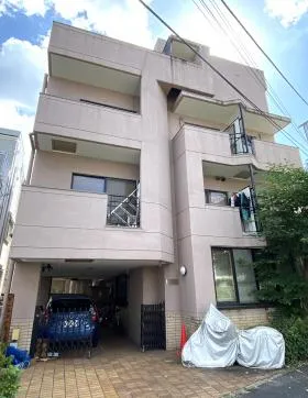 春原ビルの外観
