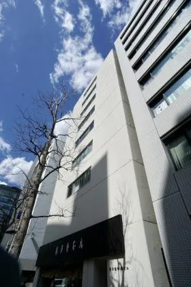 清月堂本店ビルの外観