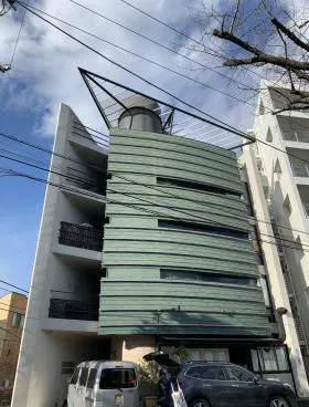 クエストオブテイスト92ビルの外観