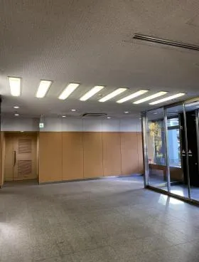 ジブラルタ生命原宿ビルの外観