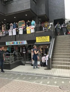 175番館本館の外観