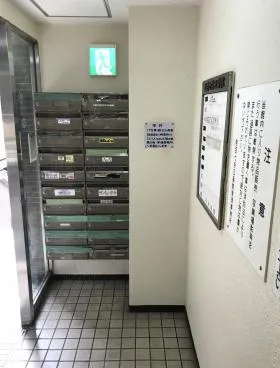 175番館本館の外観