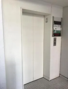 FLEG原宿の外観