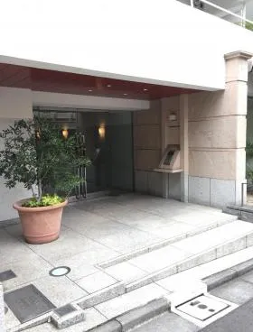 原宿プラザの外観