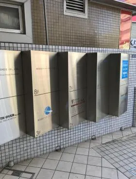 神宮外苑ビルの外観