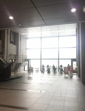 浜離宮パークサイドプレイスの外観