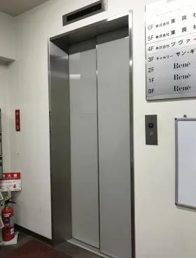 東京銀座第2朝日ビルの外観