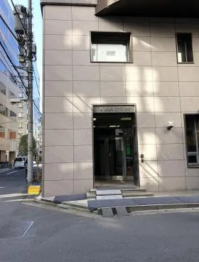 東京滋賀ビルの外観