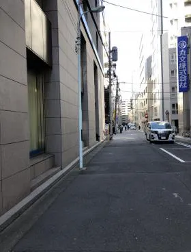 東京滋賀ビルの外観