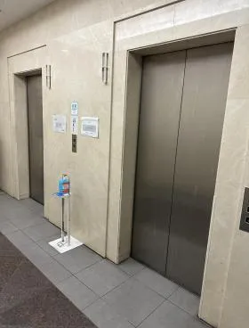 日専連ビルの外観