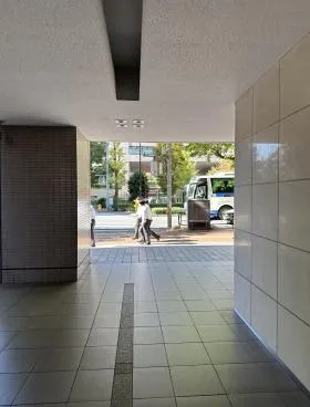 日専連ビルの外観