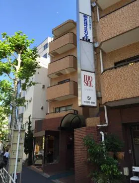 代々木伊藤ローヤルコーポの外観