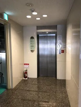山野代々木ビルの外観